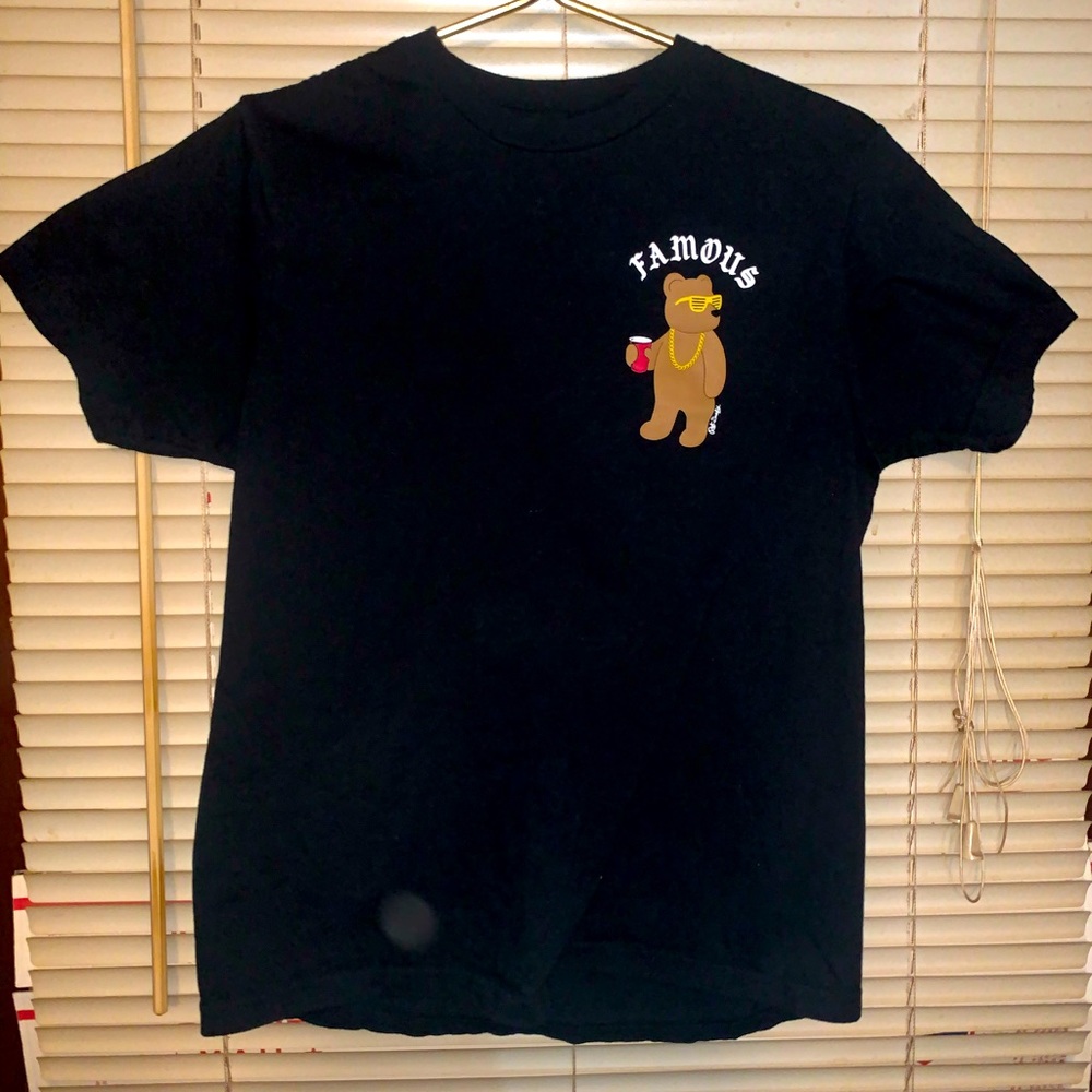 Riot society double sided graphic Bear a T-shirt drinking beer size Medium